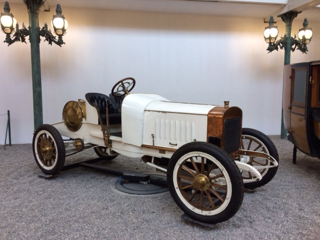A early racer - note the chain drive