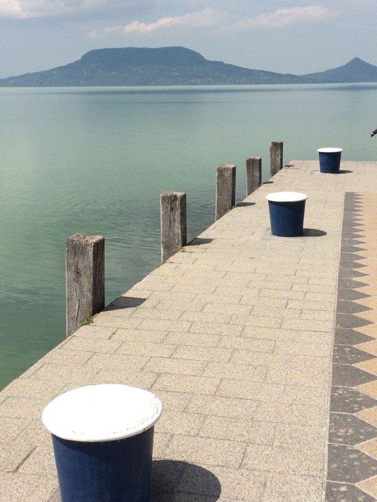 Different shapes - Fonod